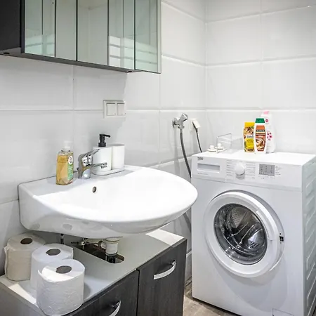Central & Affordable By Jr City Apartments Vienna Room photo