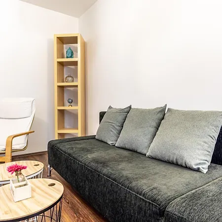 Central & Affordable By Jr City Apartments Vienna Room photo